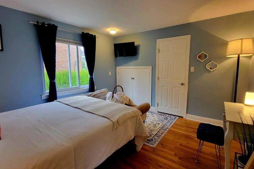 Unique & Peaceful Boston Home Esterno foto
